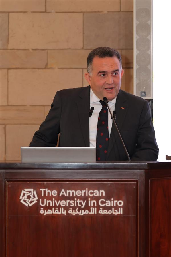 عمر رضوان رئيس البورصة المصرية: 60% من الشركات تضم سيدتين على الأقل بمجالس الإدارة